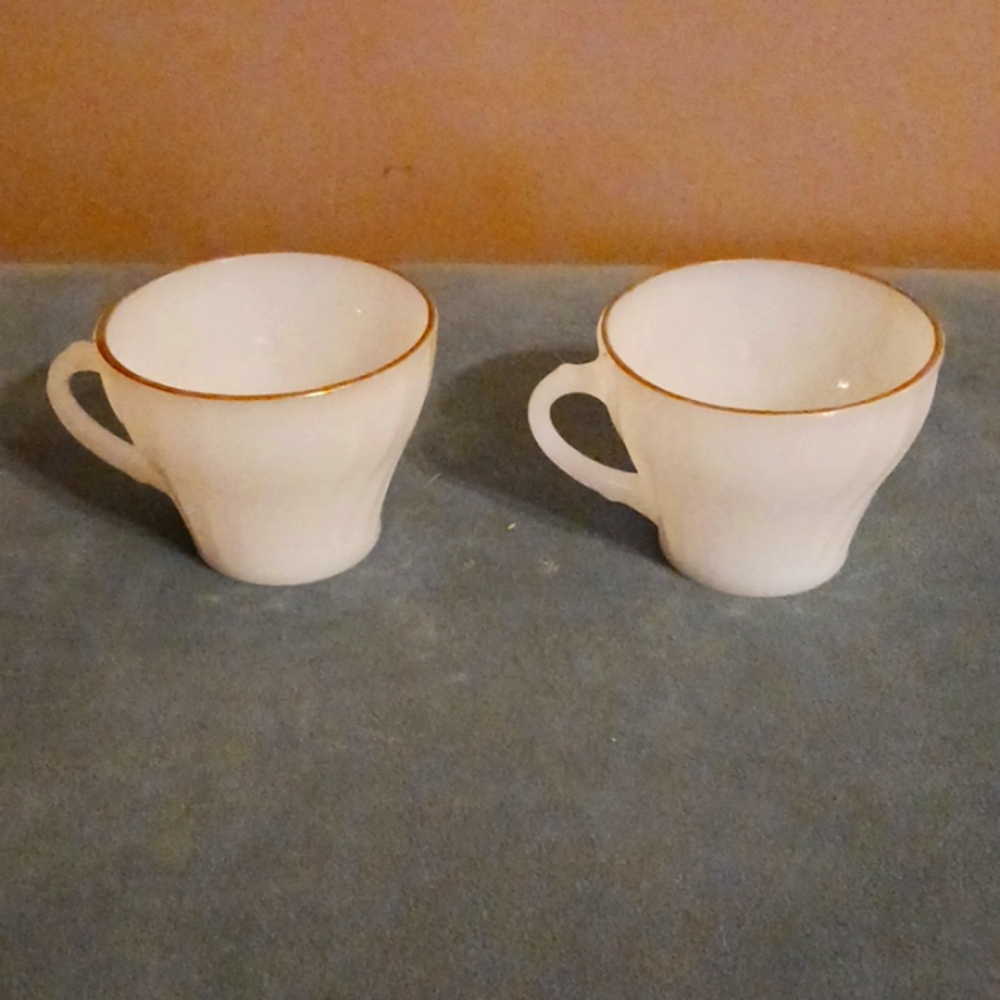 2- Vintage Fire King Anchor Hocking Milk Glass Swirl Coffee Tea Cups Gold Trim - Picture 2 of 5